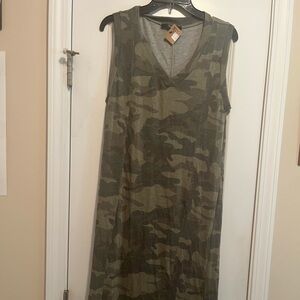 Jupee Camo V-Neck Dress - Green Camouflage